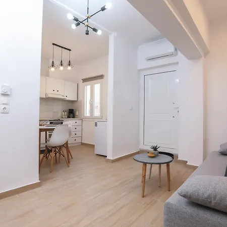 Lilac House Apartment *